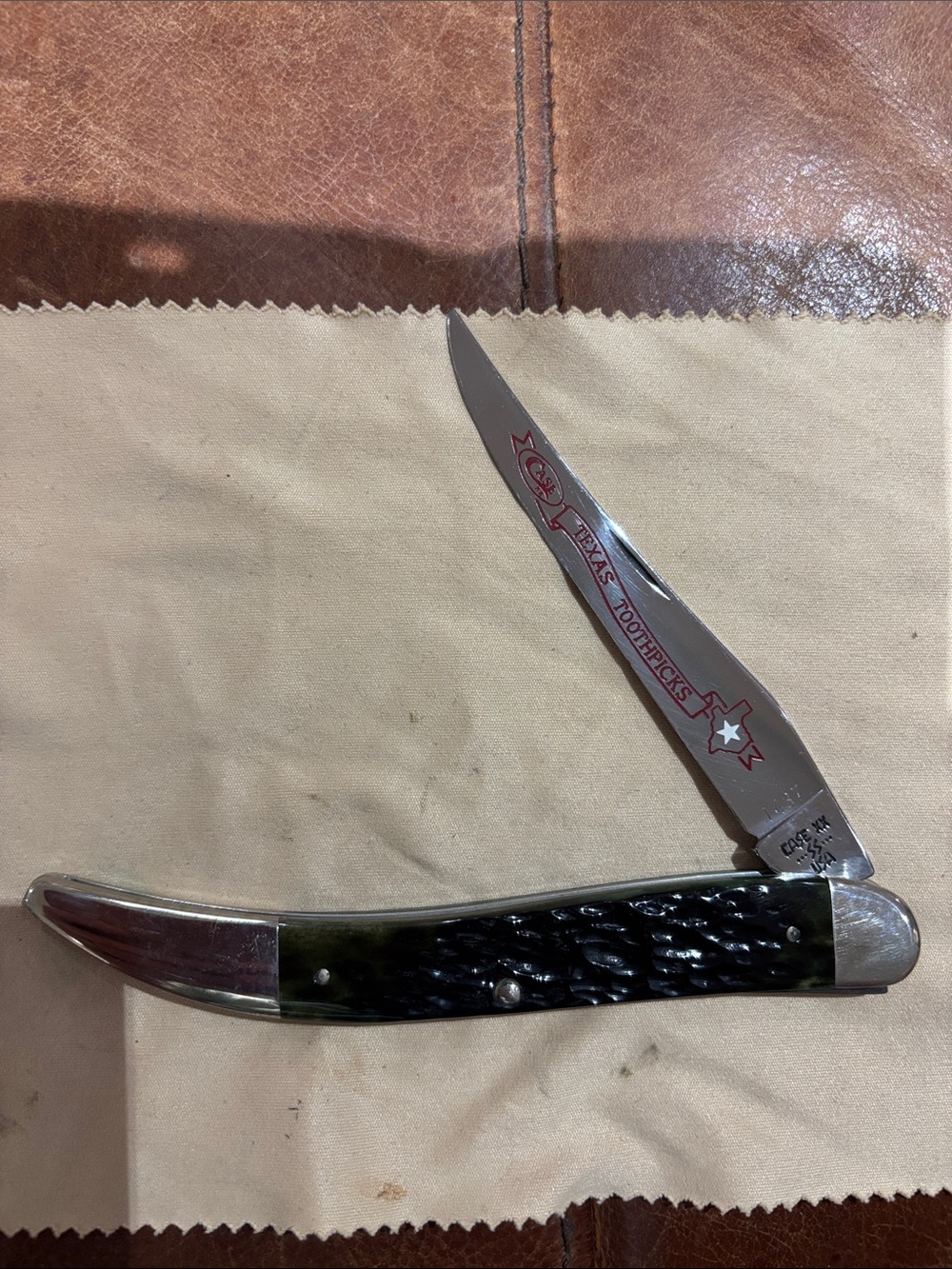 Case XX Texas Toothpick Knife Lightening 6 dot 1984 Green bone handles